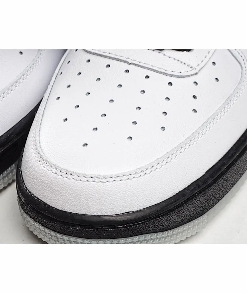 Nike Air Force 1 Low Black & White