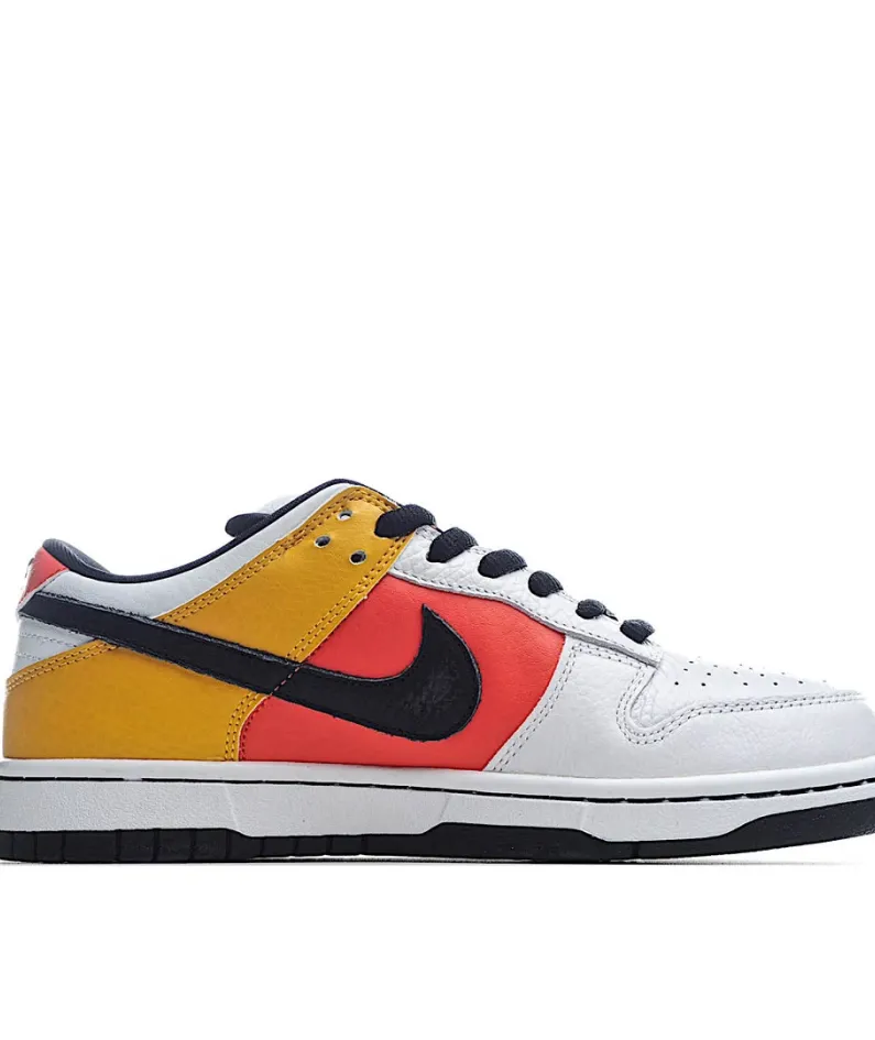 Nike SB Dunk Low Raygun Sneakers
