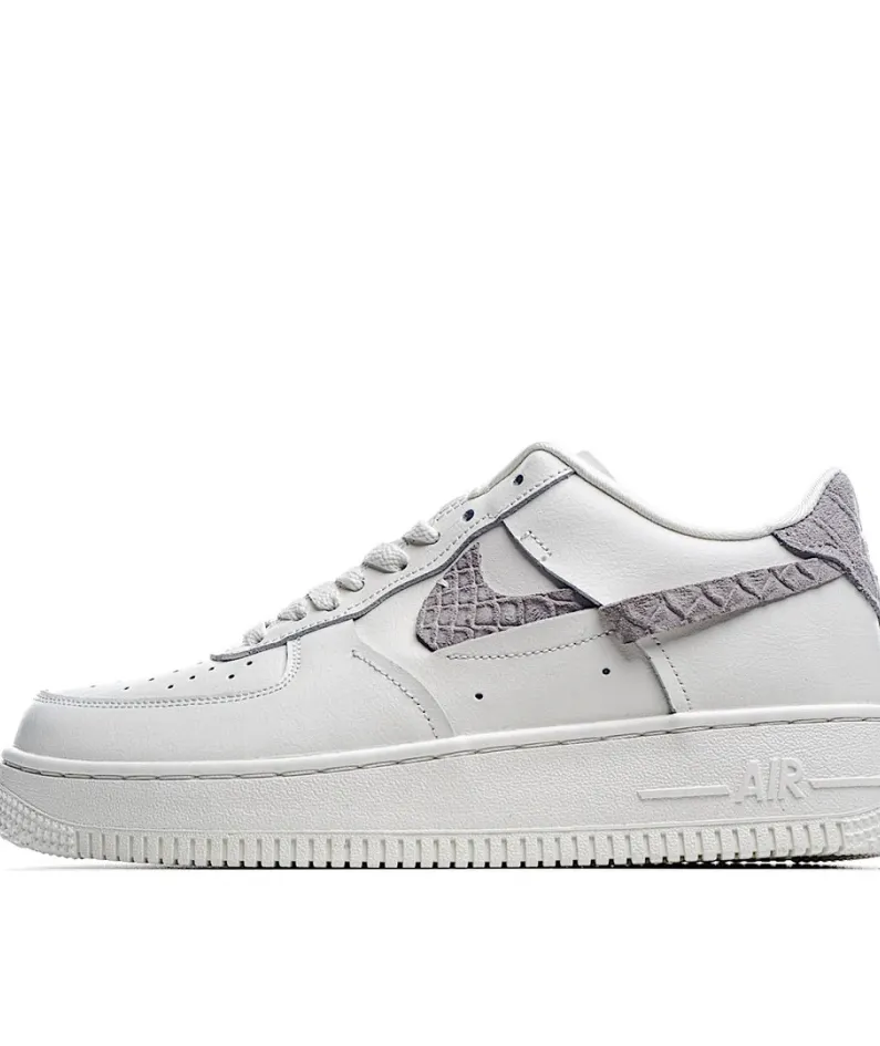 Nike Air Force 1 Low Low Top Sneakers