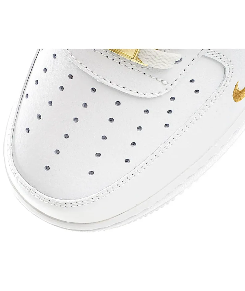 Nike Air Force 1 Low-Top Sneakers