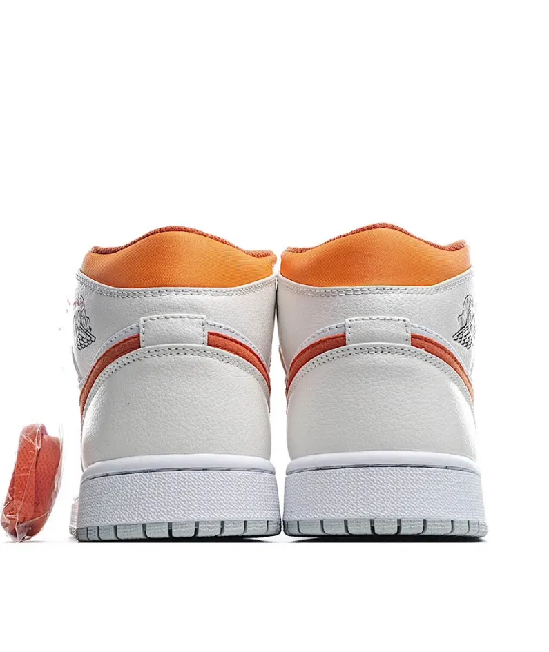 Air Jordan 1 Mid 'Starfish'