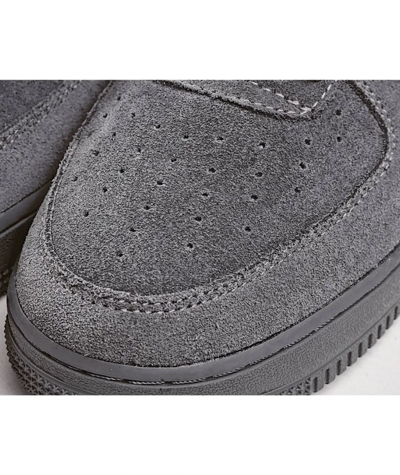 Nike Air Force 1 07 AF1 Sneakers