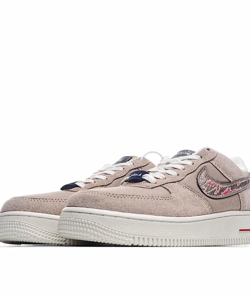 Nike Air Force 1 Low-Top Sneakers