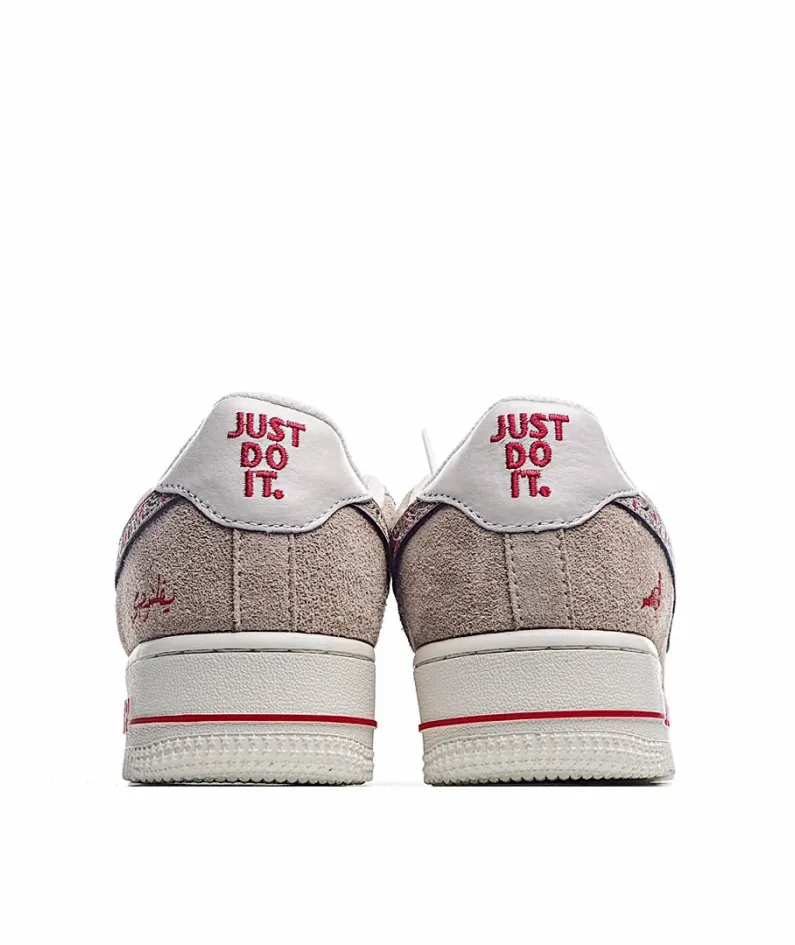 Nike Air Force 1 Low-Top Sneakers