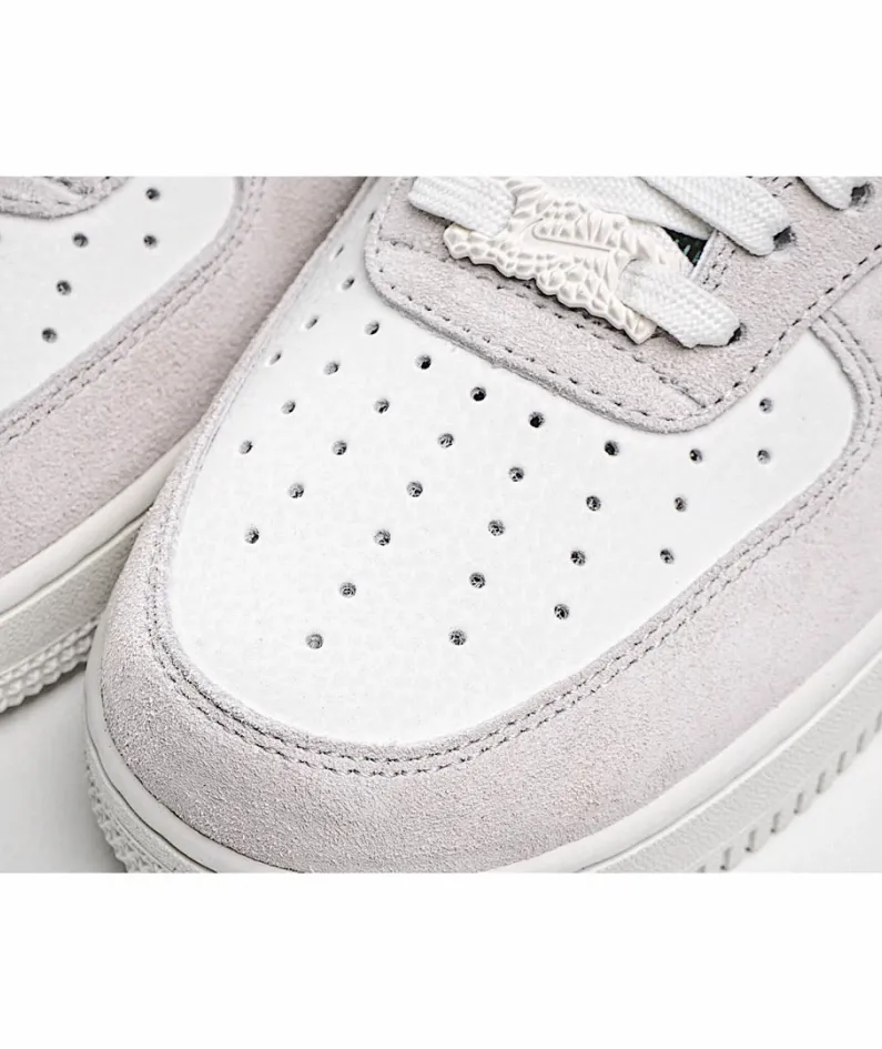 Nike Air Force 1 Low "IridescentSnakeskin Light Grey Beige