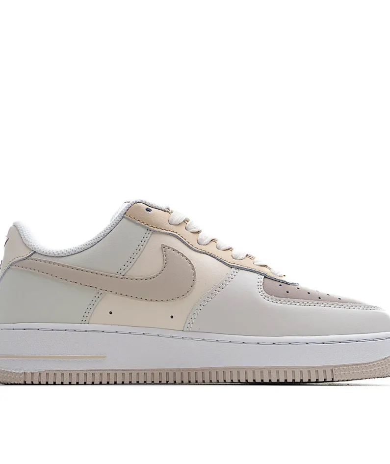 Nike Air Force 1 Hot Chocolate Low-Top Sneakers