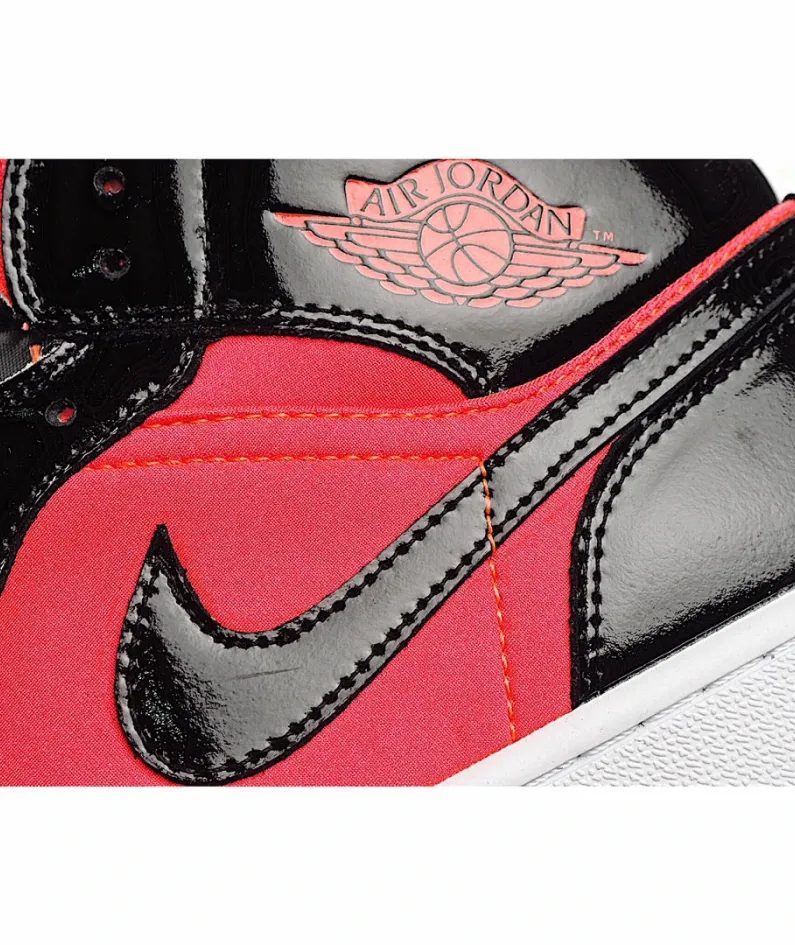 Wmns Air Jordan 1 Mid 'Hot Punch'