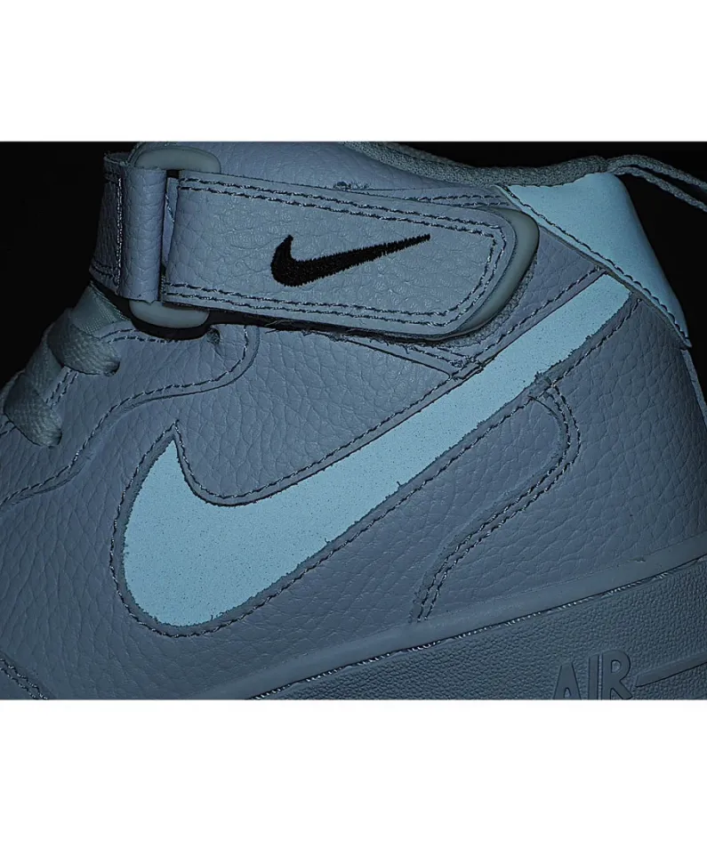 Nike Air Force 1 Mid