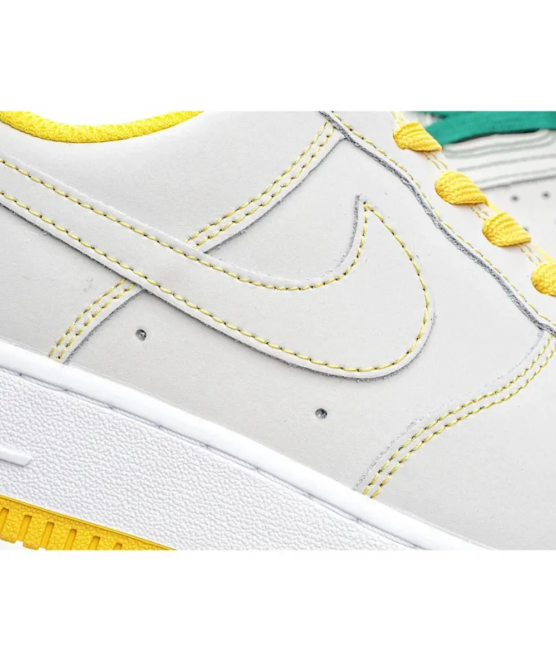 Nike Air Force 1 Low-Top Sneakers