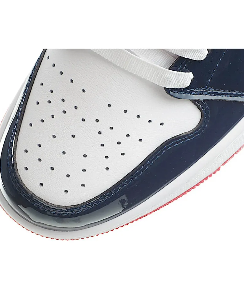 Wmns Air Jordan 1 Mid 'Champ Colors'