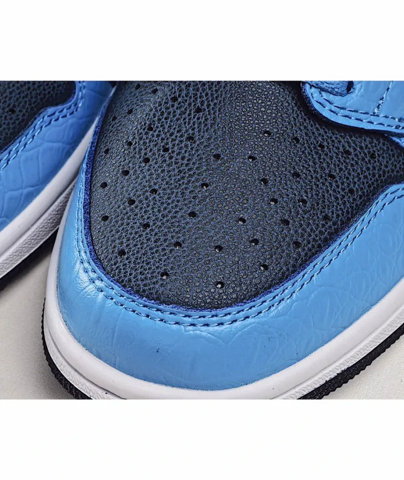Air Jordan 1 Low