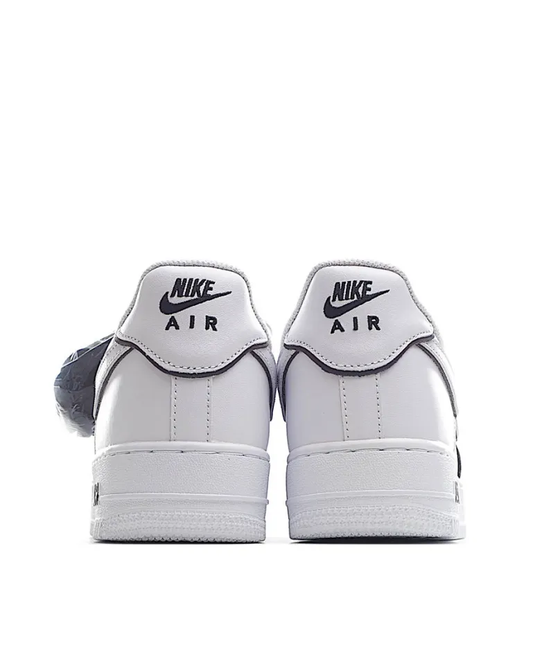 Nike Air Force 107 Low Low Top Sneakers