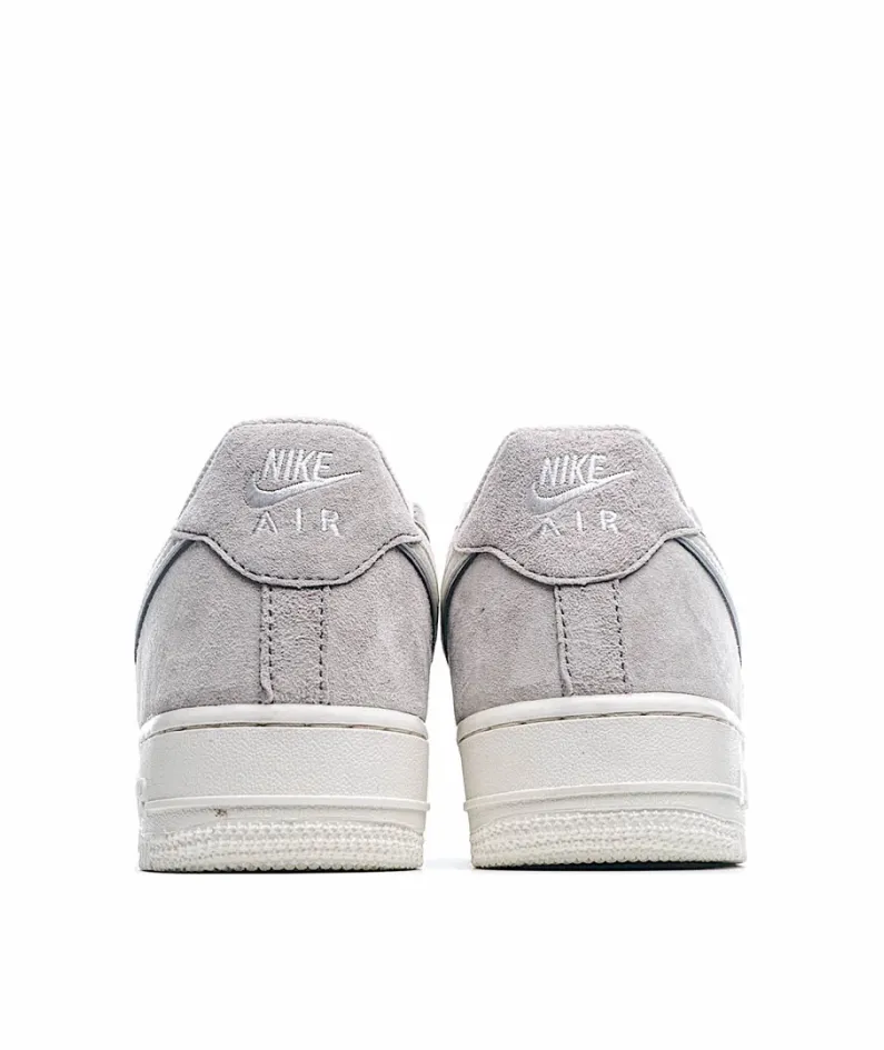 Nike Air Force 1 07 3M Reflective Low-Top Sneakers