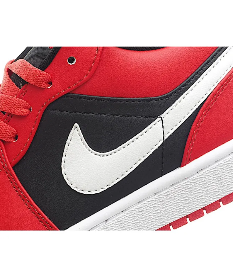Air Jordan 1 Low GS 'Black Very Berry'
