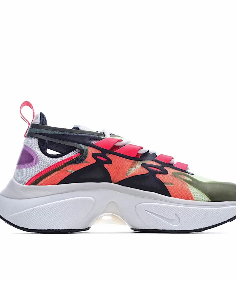 Nike CHANEL x Nike Signal DIMSIX Running Shoe