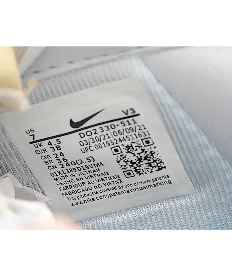 Nike Air Force 1 LV8 Pixel  