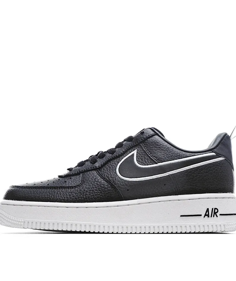 Nike Air Force 1 Black & White