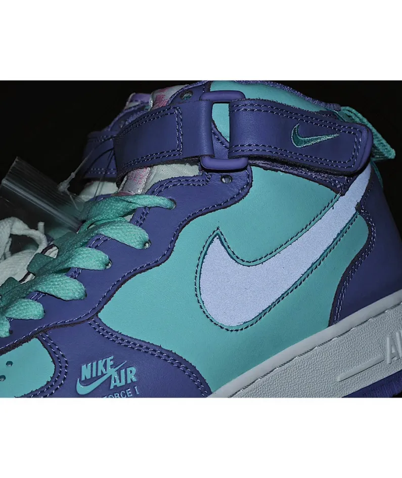 Nike Air Force 1 Mid-Top Sneakers