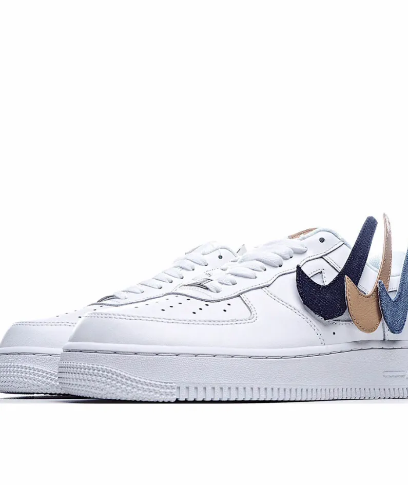 Nike Air Force 1 07 LV8 Sneakers