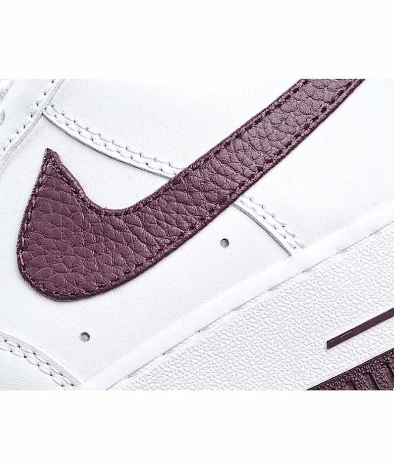 Nike Air Force 1 07 Burgundy