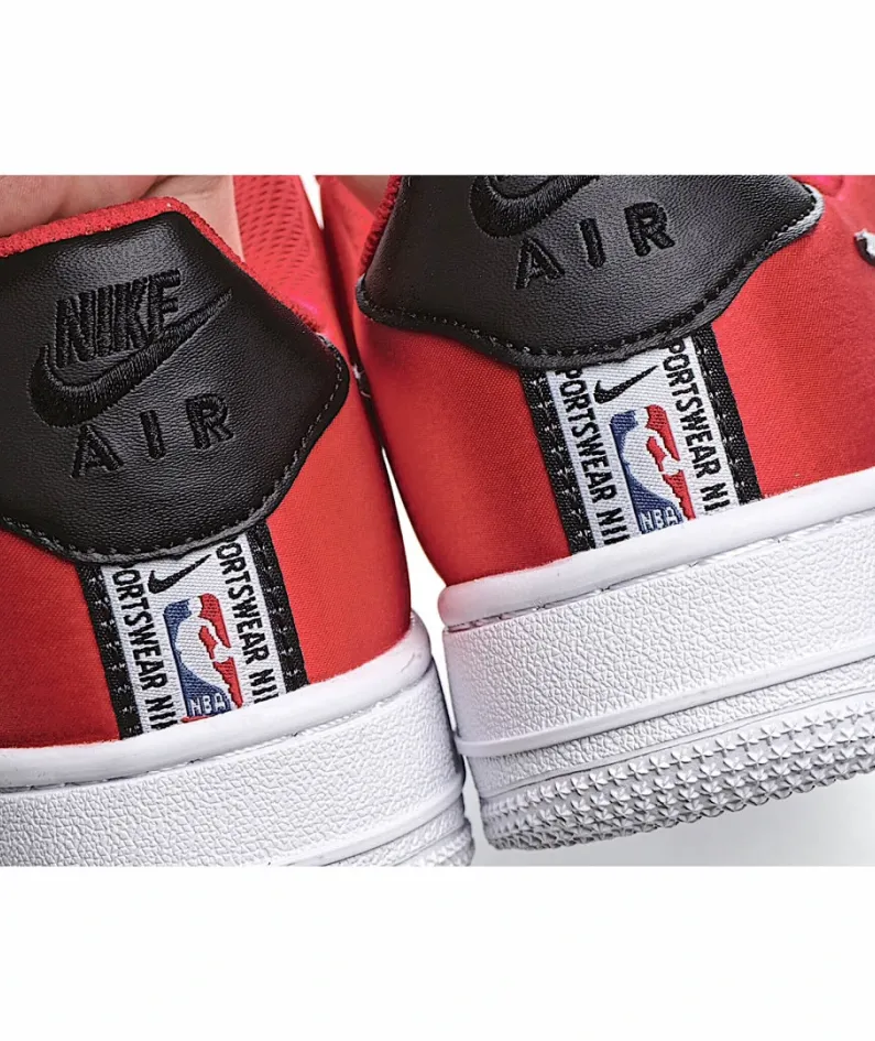 Nike Air Force 107 LV8 1HO19 NBA Low Top Sneakers.