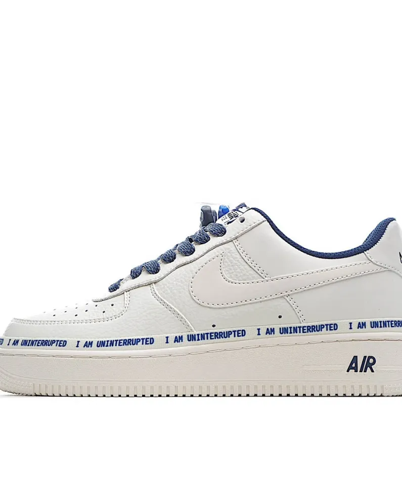Nike UninterruptedNK Air Force 1 MORE THAN Low-Top Sneakers