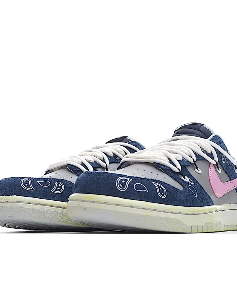 Nike SB Dunk Low Prm SB Cashew Nut Flower Sneakers
