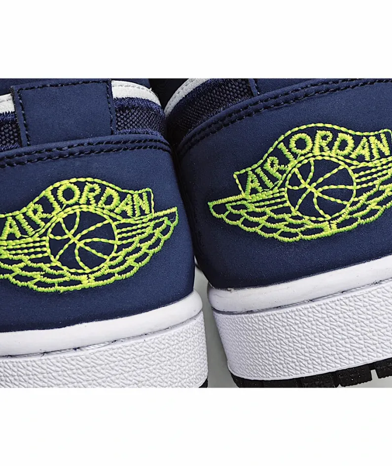 Air Jordan 1 Retro Low 'Insignia Blue'