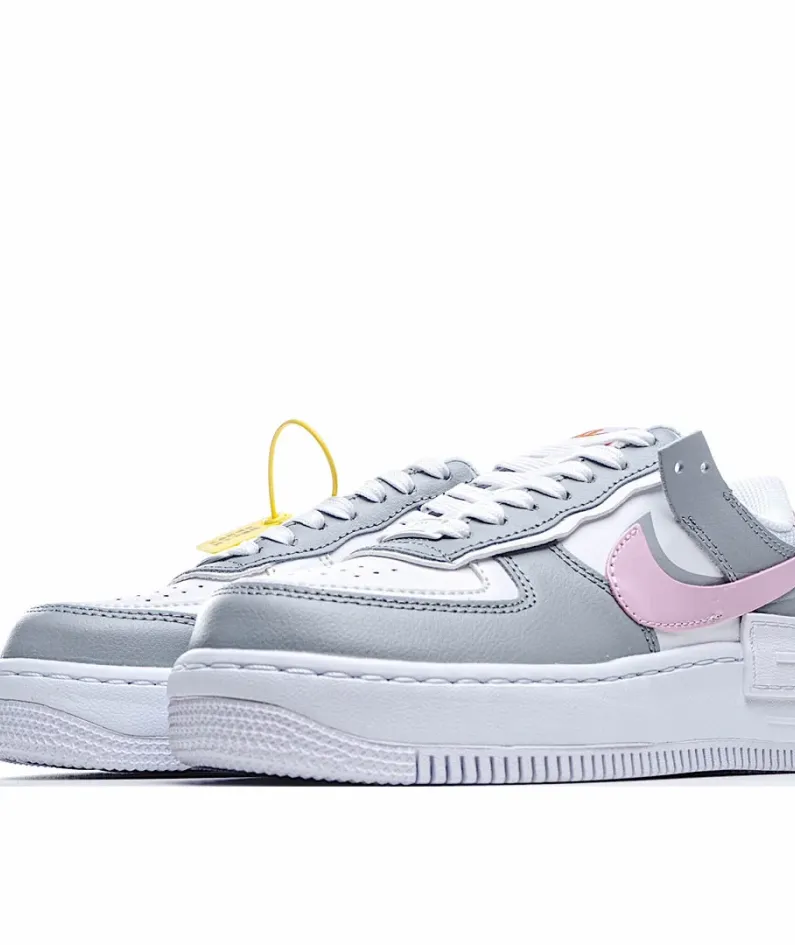 Nike WMNS Air Force 1 Shadow Low-Top Sneakers