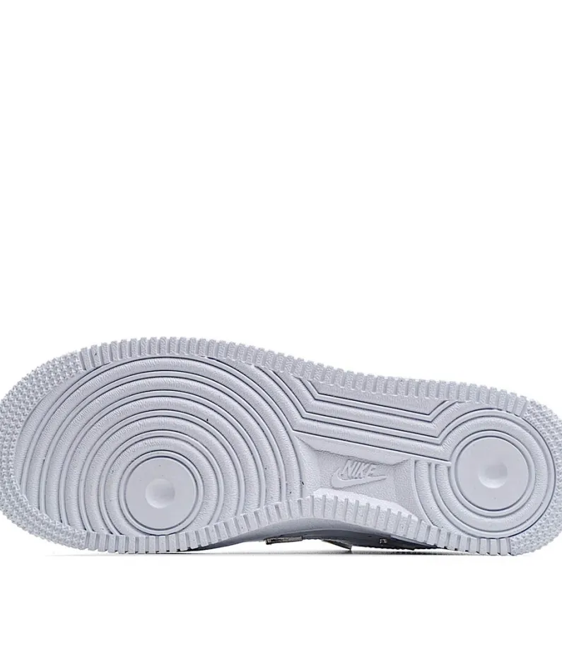 Nike Wmns Air Force 1 07 LXChrome Swooshes White 低帮 
