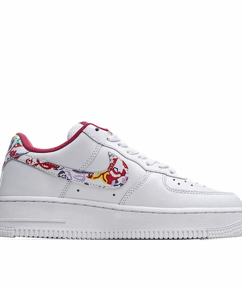 Nike Air Force 1 Low-Top Sneakers