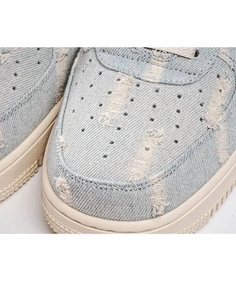 Nike Levis x Air Force 1  