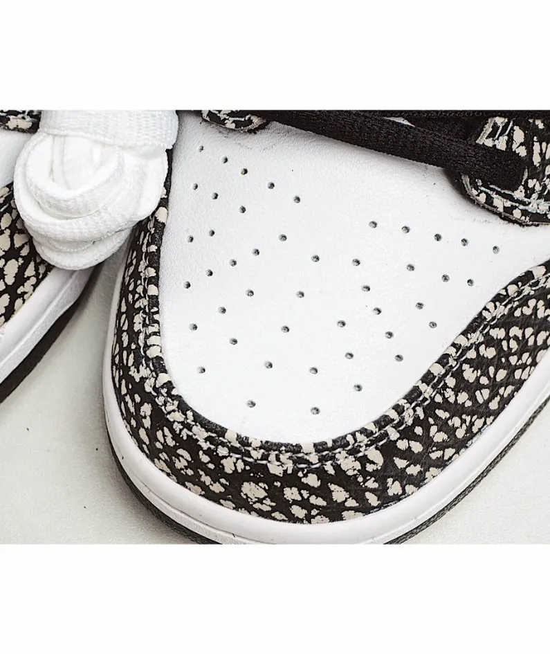 Nike SB Dunk Low PROElephant Sneakers
