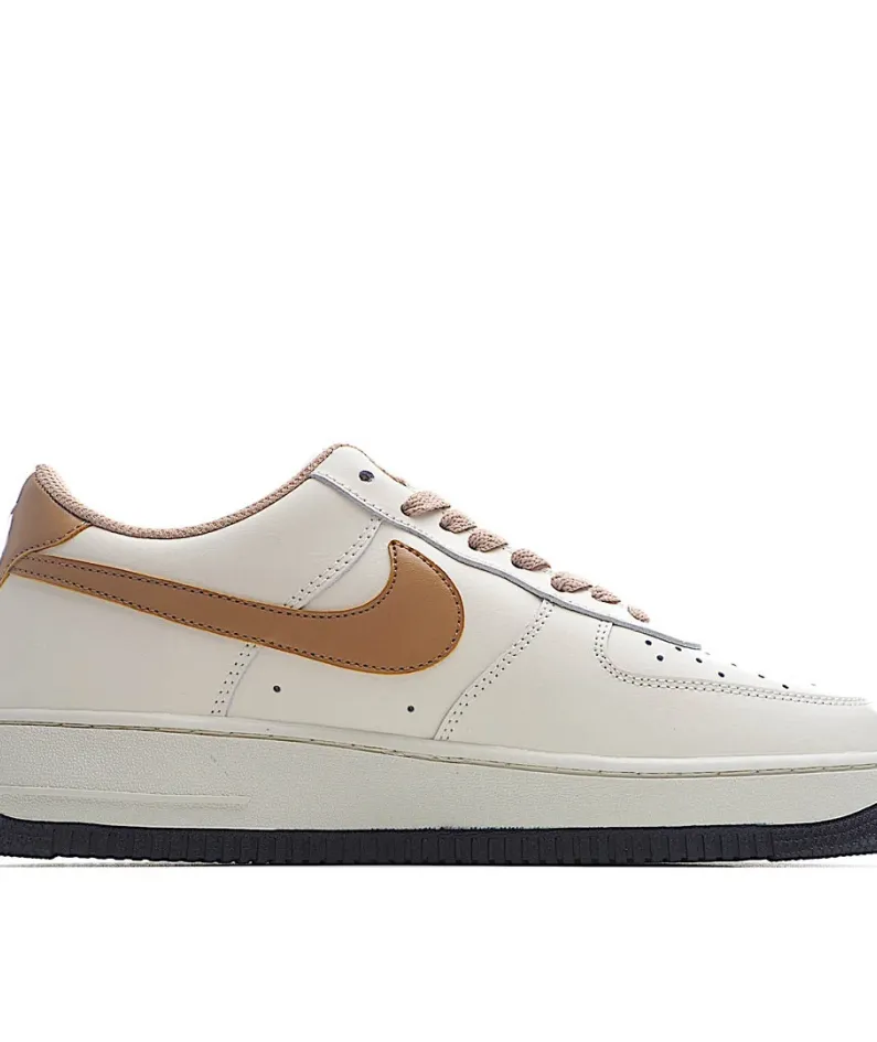 Nike Air Force 1 Low 07 Low Top Sneakers Brown