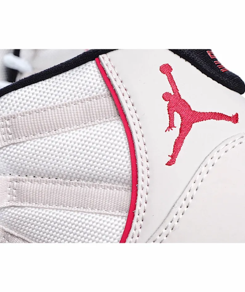Air Jordan 11 Retro 'Platinum Tint'