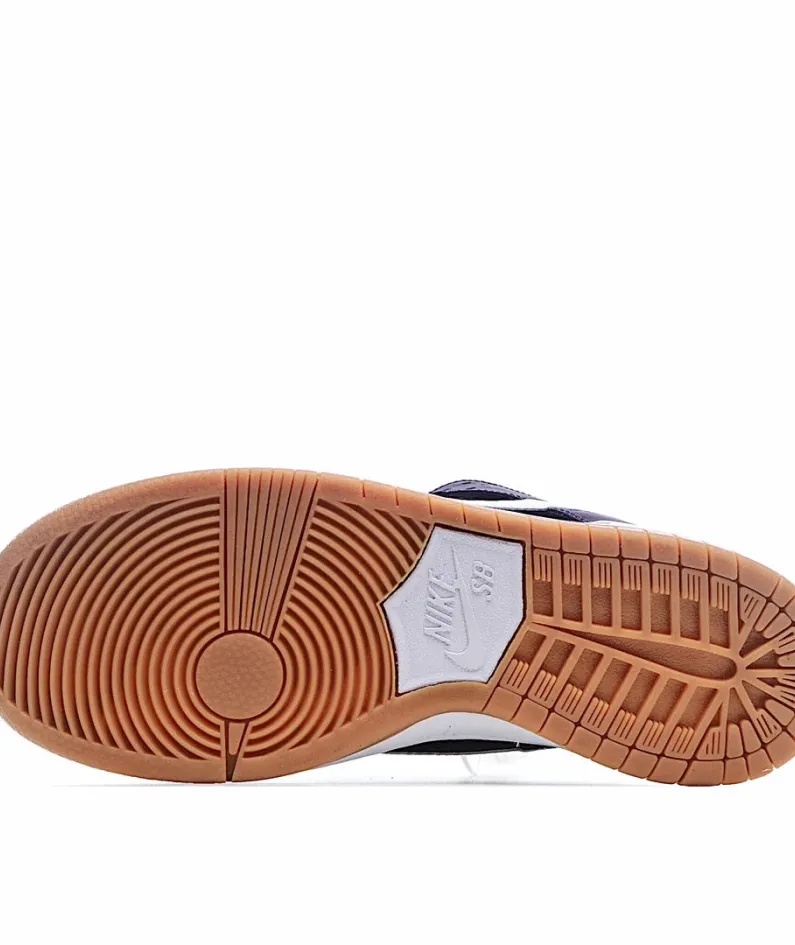 WMNS Nike SB Dunk Low Pro QS Raw Gum Purple Low Sneakers