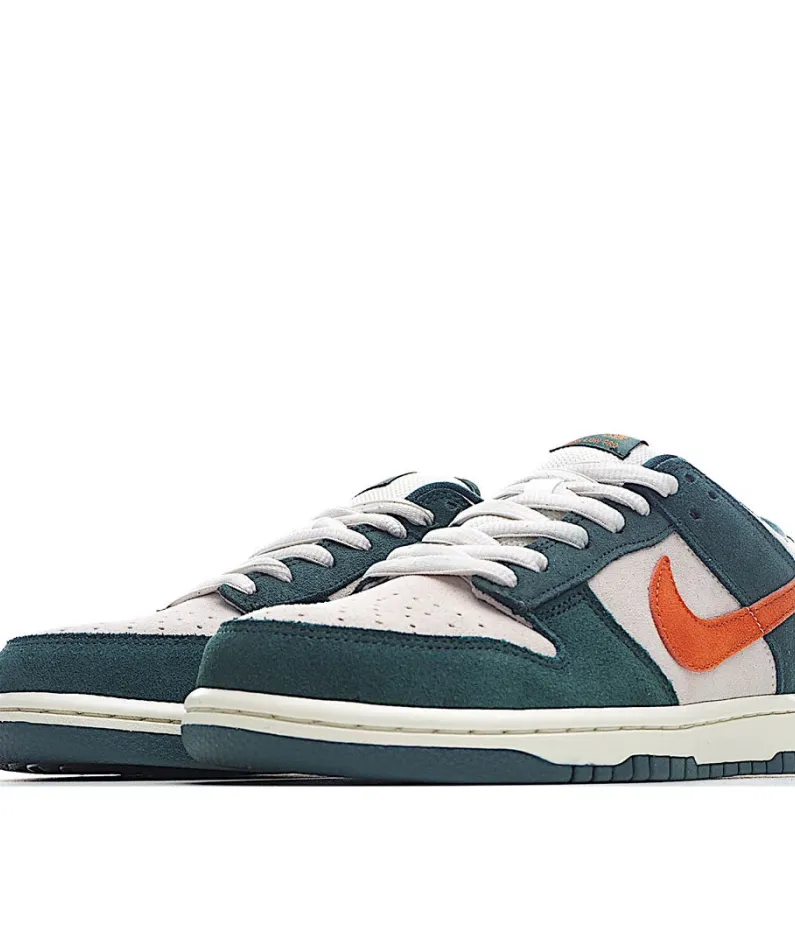 Nike Dunk SB Eire  Liam Sean Martin
