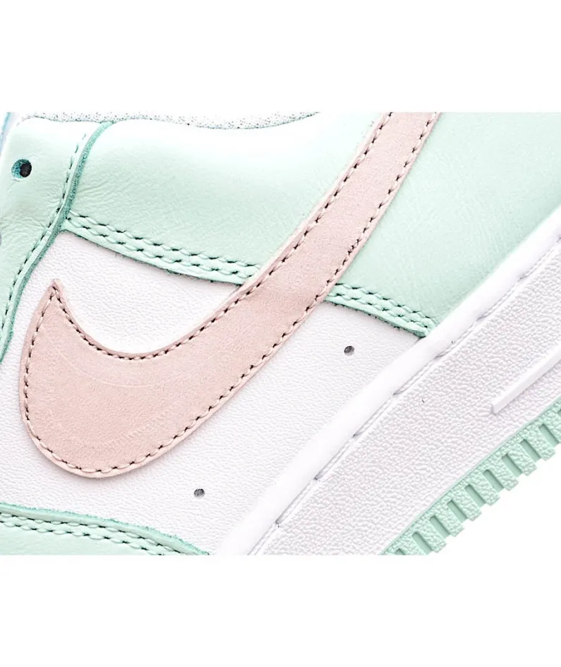 Nike Air Force 1 07 White and Green Low Top