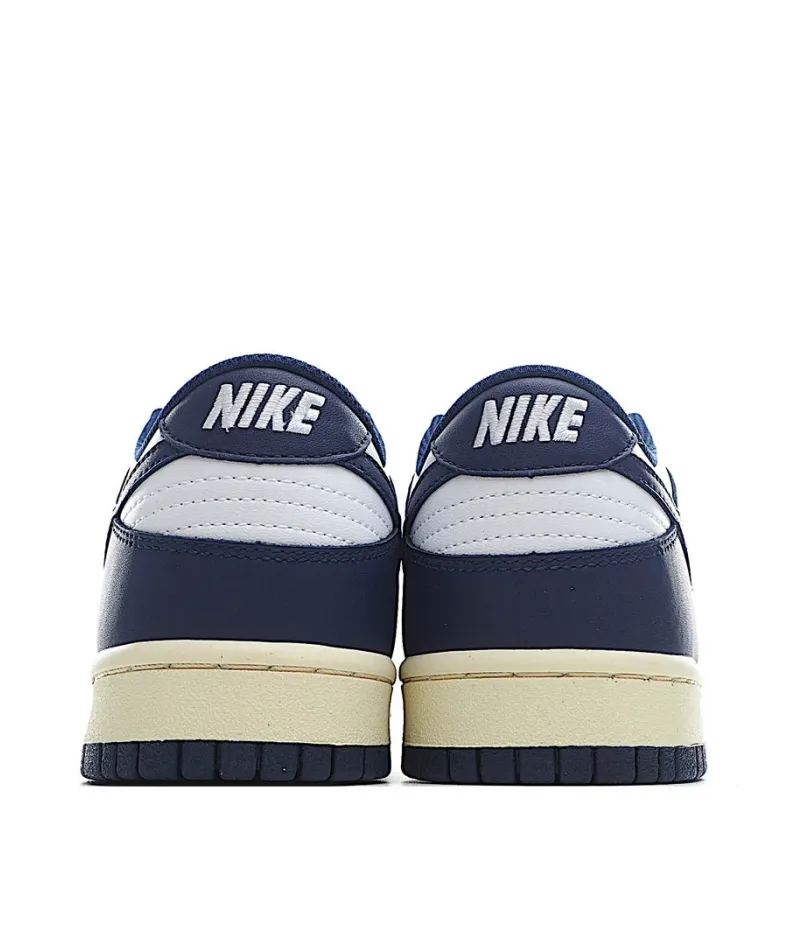 Nike Dunk Low Low-Top Sneakers