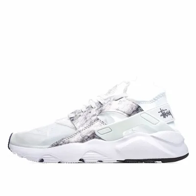 STUSSY   Nike Air Huarache Run Premium 