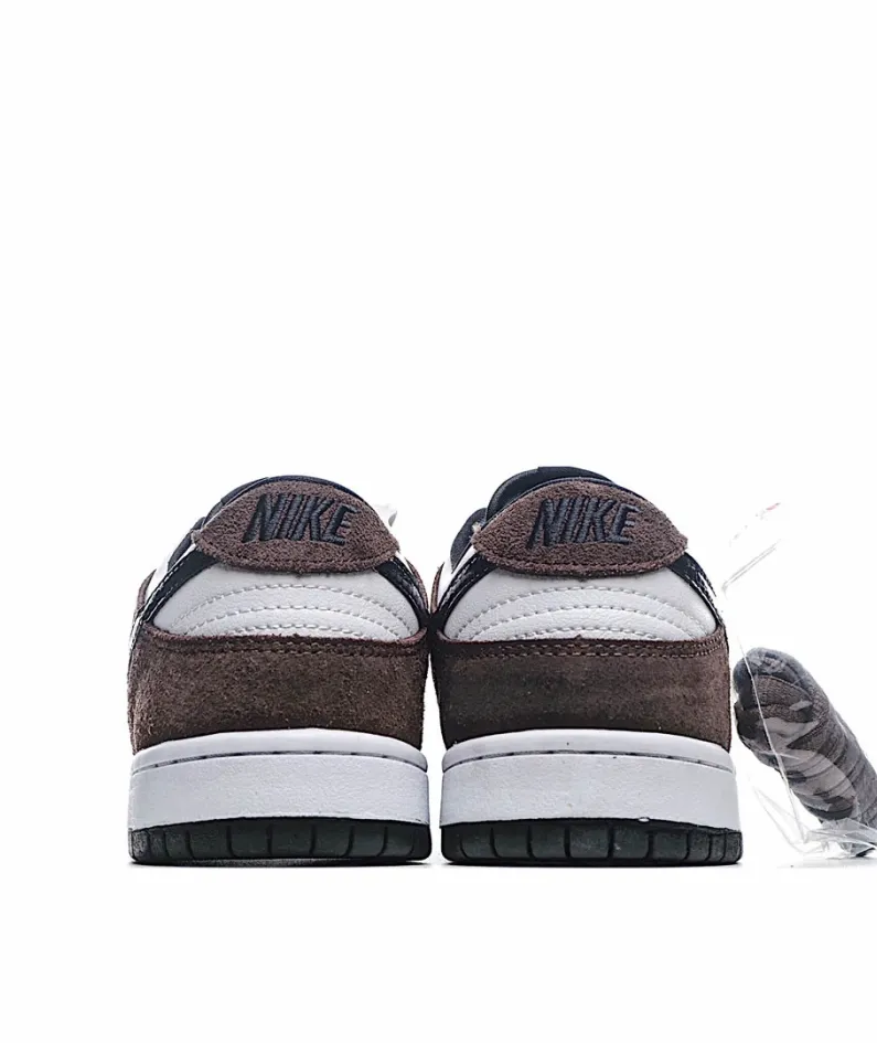 Nike SB Dunk Low Pro Sneakers