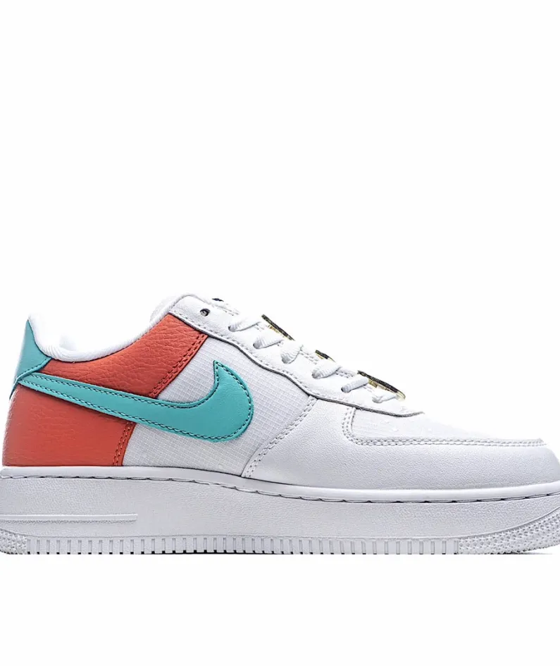 Nike Womens Air Force 1 07 SEWhite/Light Aqua Low Top Sneakers