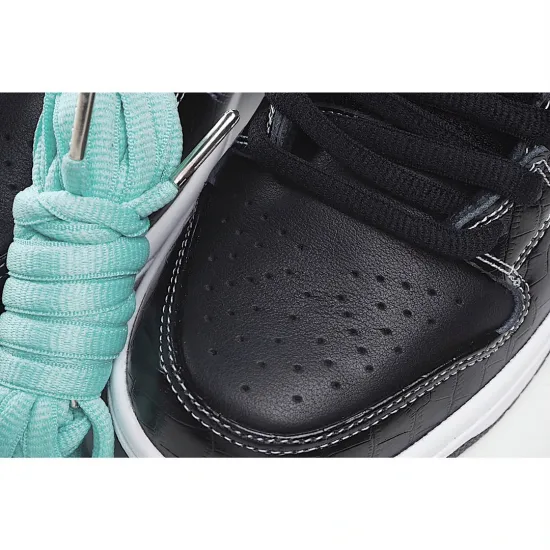 Diamond Supply Co. X Nike SB Dunk Low Pro  Tiffany   芙尼蓝 