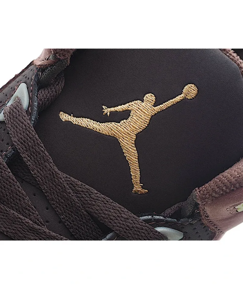 Travis Scott x Air Jordan 3 Retro Barb Dark Brown