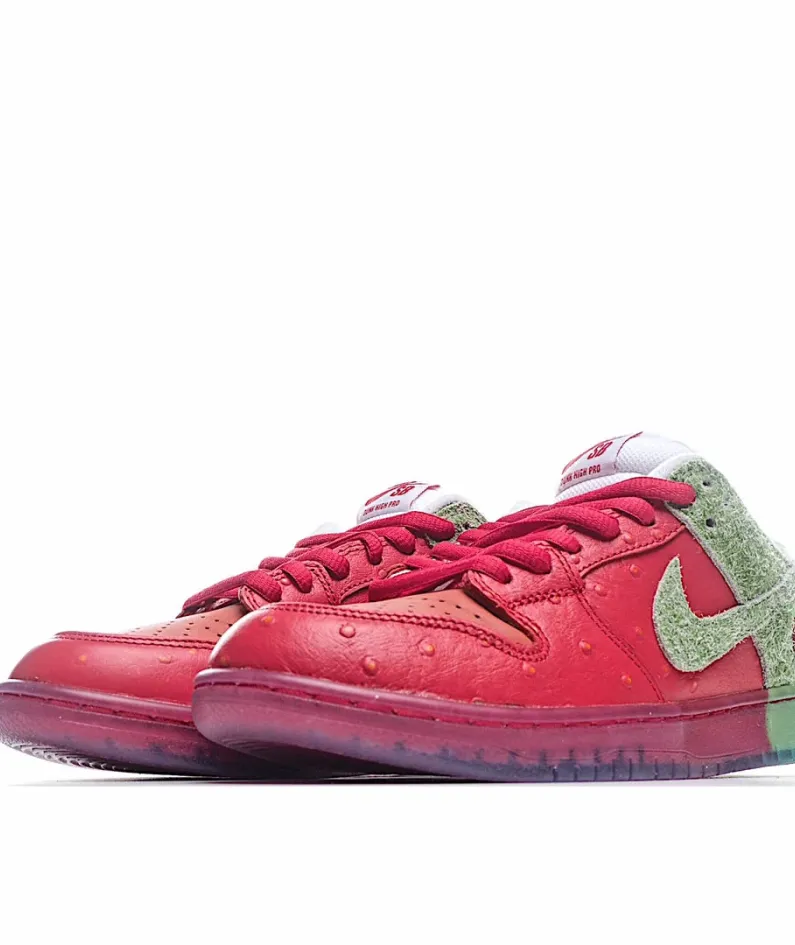 Nike SB Dunk Low pro QS Low Top Sneakers