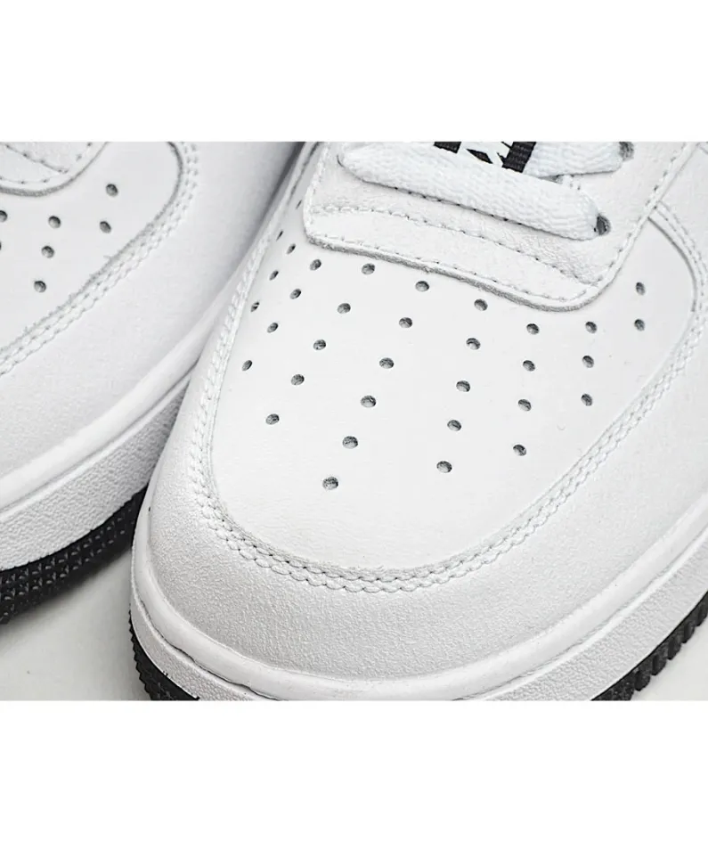 Nike Air Force 1 Low Black & White