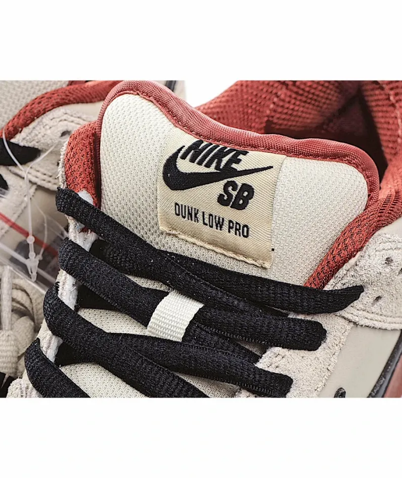 Nike SB Dunk Low Muslin Off-White