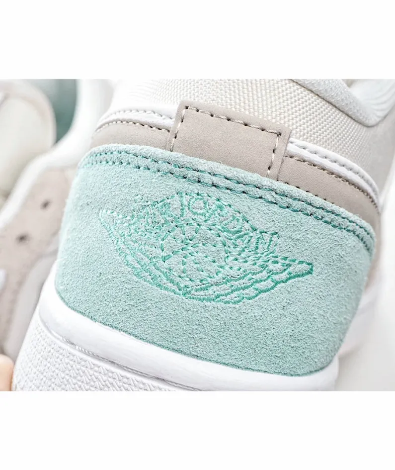 Air Jordan 1 Low 'Paris'