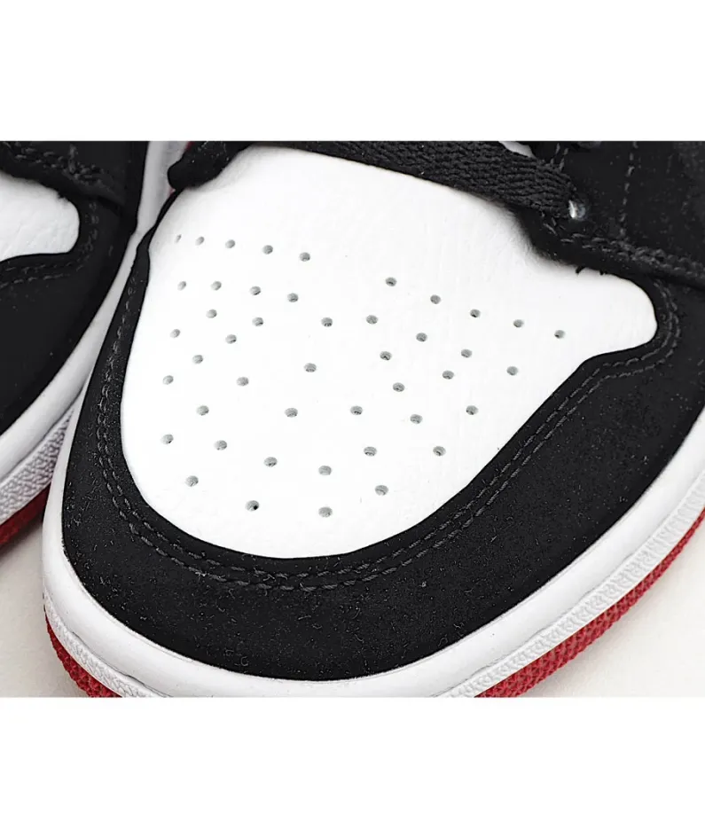 Air Jordan 1 Low 'Black Toe'