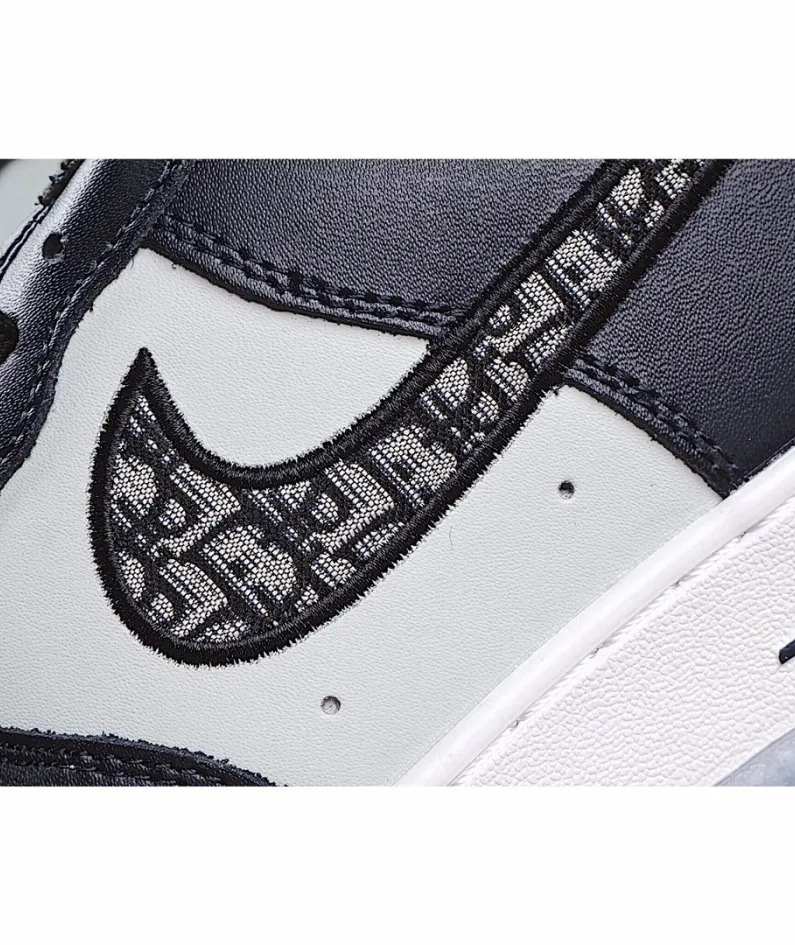 Dior x Nike Air Force 1 Low Sneakers